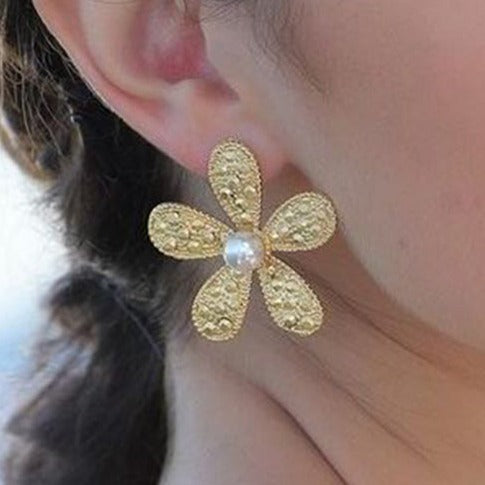 Gold Tone Flower Petal Pearl Large Stud Earrings E220