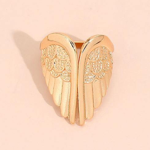Gold Tone Angel Wings Size P Ring R22