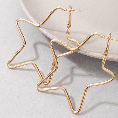 Gold Tone Large Star Shape Earrings E3