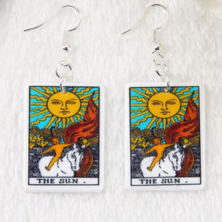 Resin 'The Moon' Tarot Earrings E142
